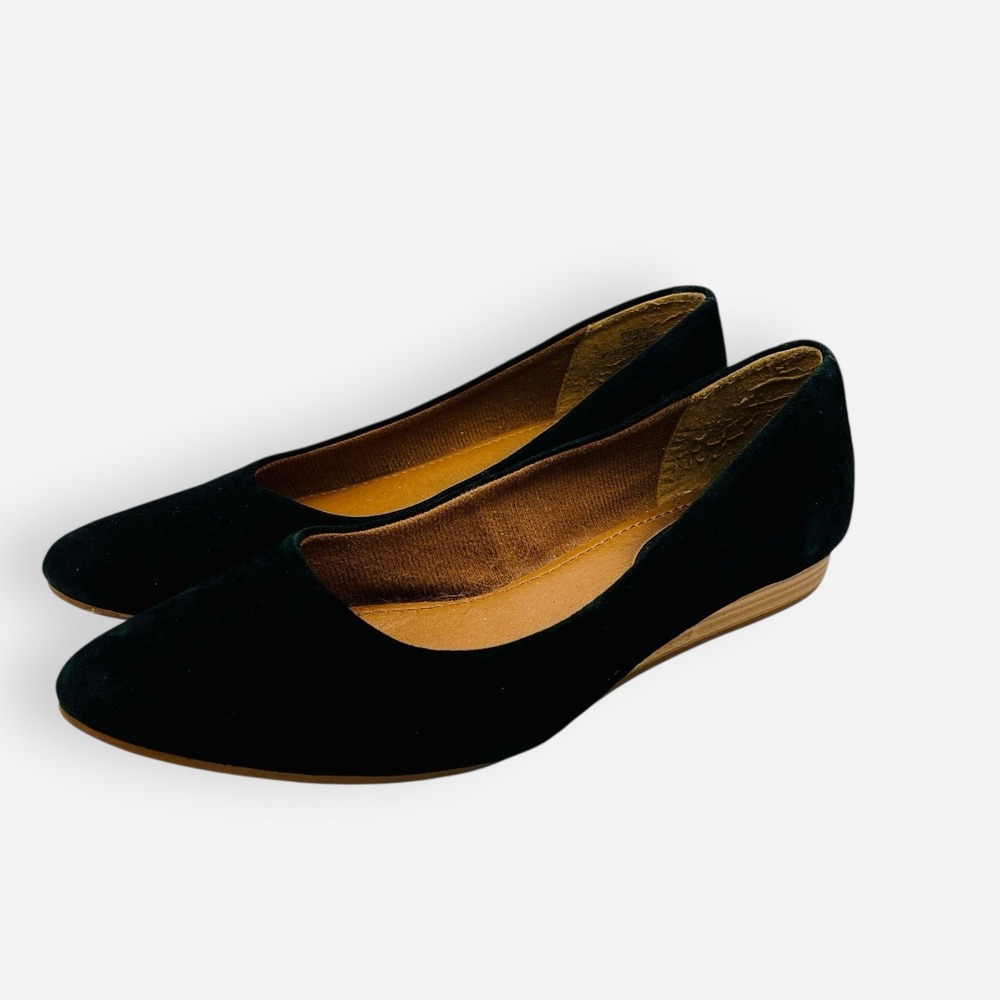 Vintage 7 Eight Black Suede Leather Slip On Pointed Toe‎ Flats Shoes